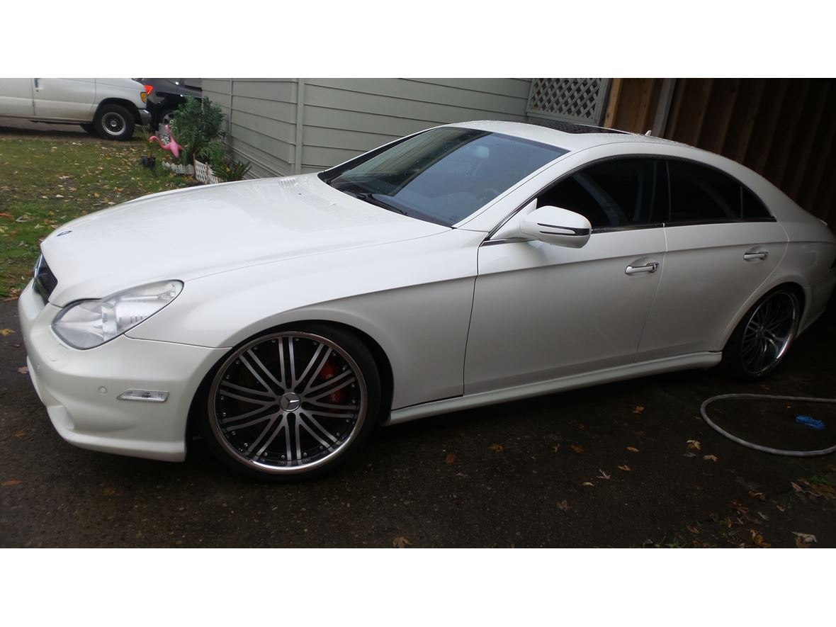 2009 Mercedes-Benz CLS-Class for sale by owner in Salem