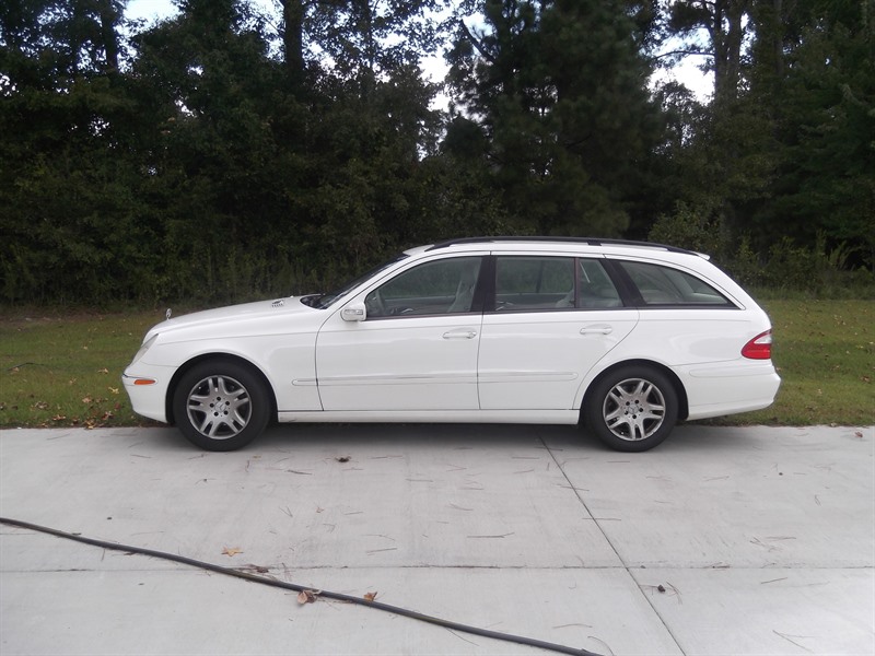 2004 Mercedes-Benz E 320 for sale by owner in KINSTON