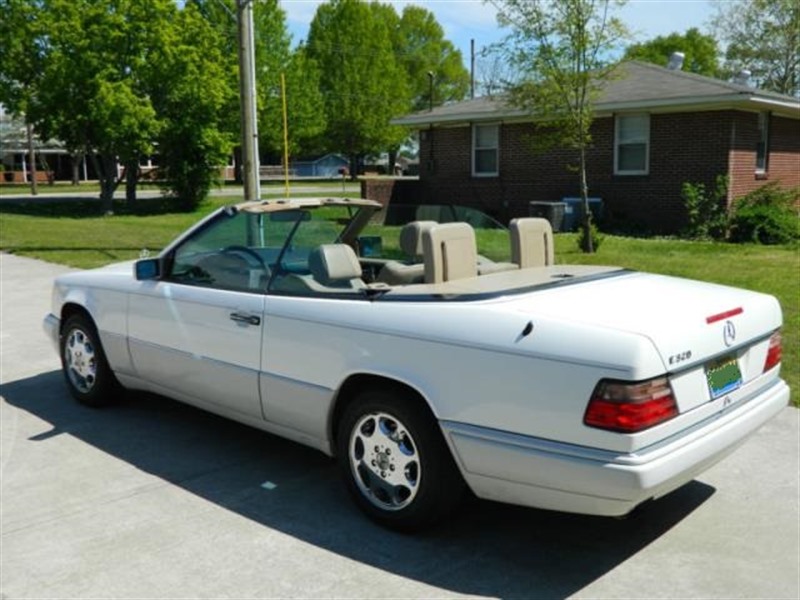 1995 Mercedes-Benz E-class for sale by owner in COFFEE SPRINGS