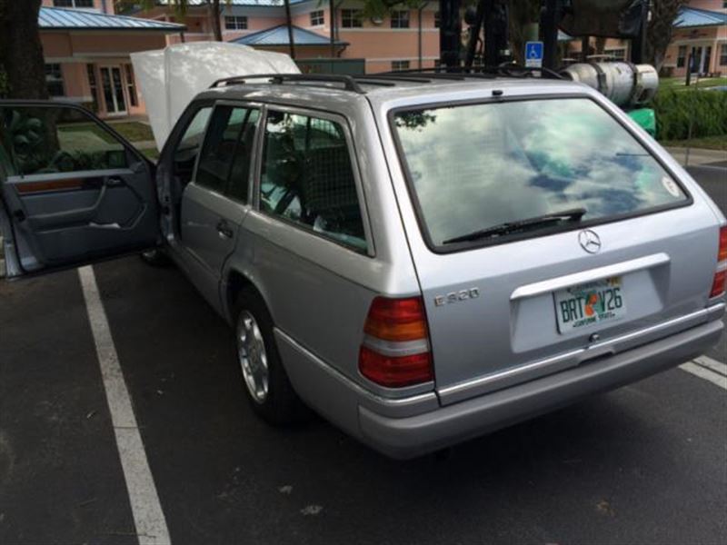 1995 Mercedes-Benz E-class for sale by owner in WEIRSDALE