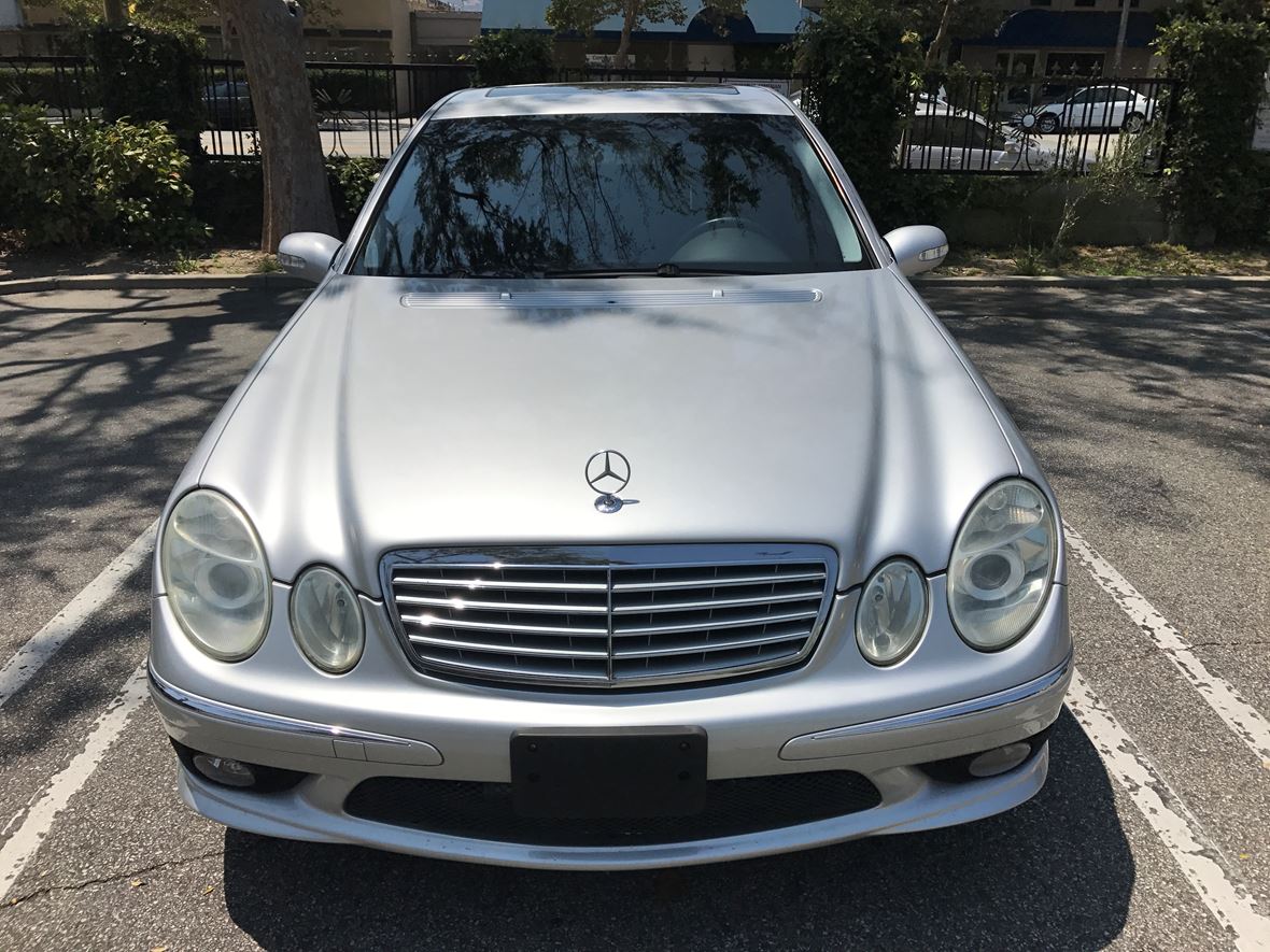 2005 Mercedes-Benz E-Class for sale by owner in Glendale