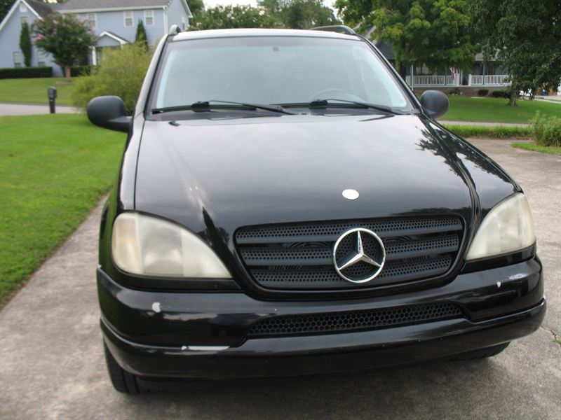 1999 Mercedes-Benz M-Class for sale by owner in CHATTANOOGA