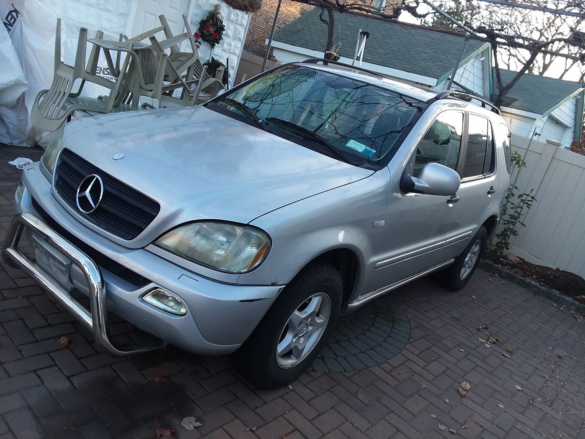 2002 Mercedes-Benz M-Class for sale by owner in Kearny
