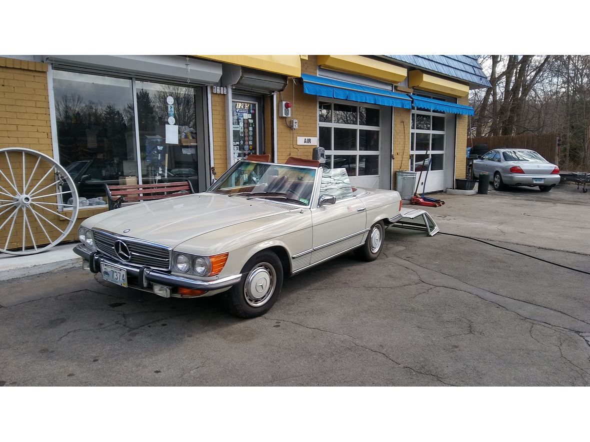 1972 Mercedes-Benz SL-350 for sale by owner in STAMFORD