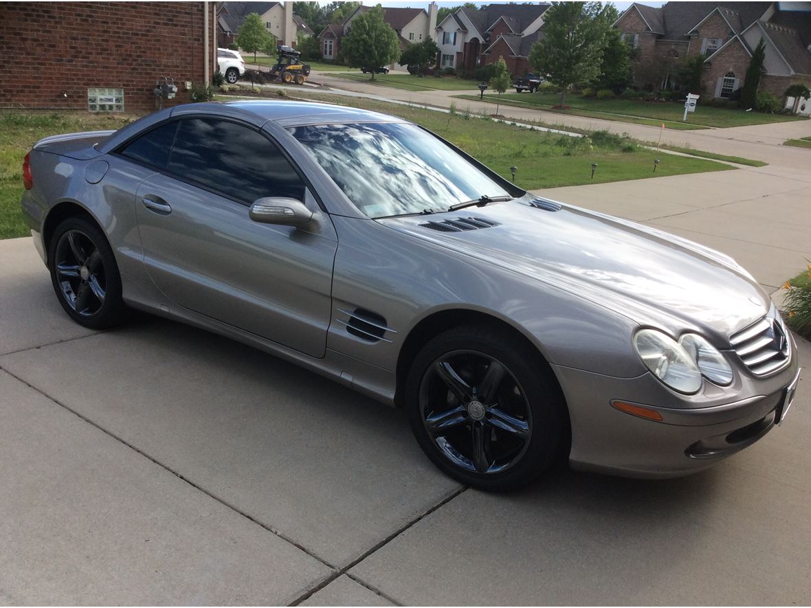 2004 Mercedes-Benz SL-Class for sale by owner in Flat Rock
