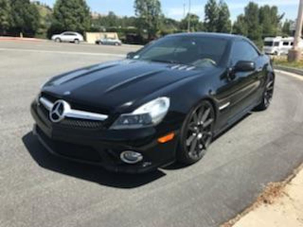 2009 Mercedes-Benz SL-Class for sale by owner in North Hills