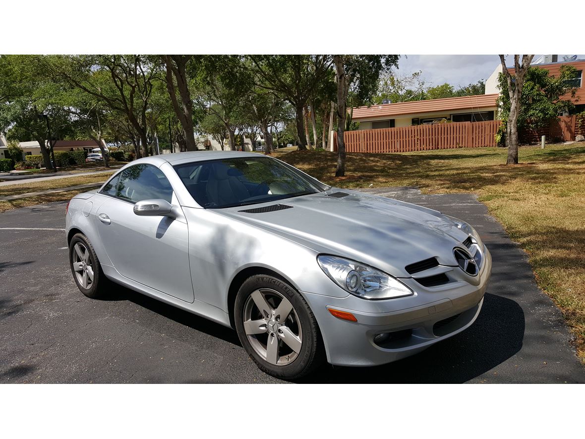 2007 Mercedes-Benz SLK-Class for sale by owner in Miami