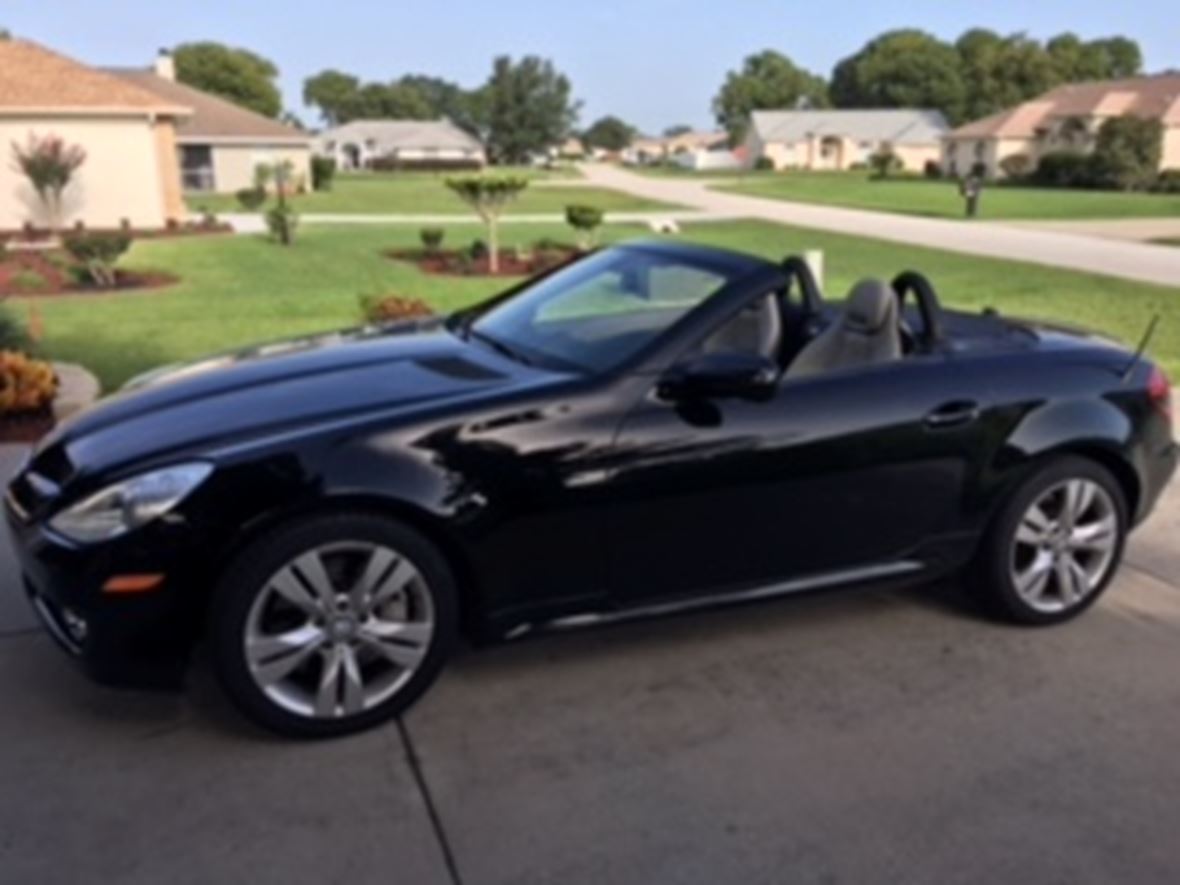 2009 Mercedes-Benz SLK-Class for sale by owner in Ocala