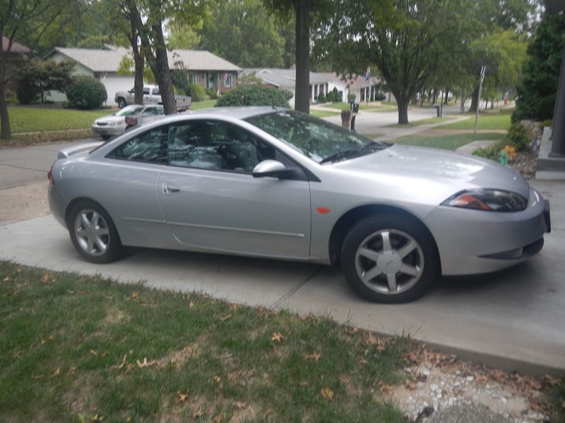 1999 Mercury Cougar for sale by owner in SAINT LOUIS