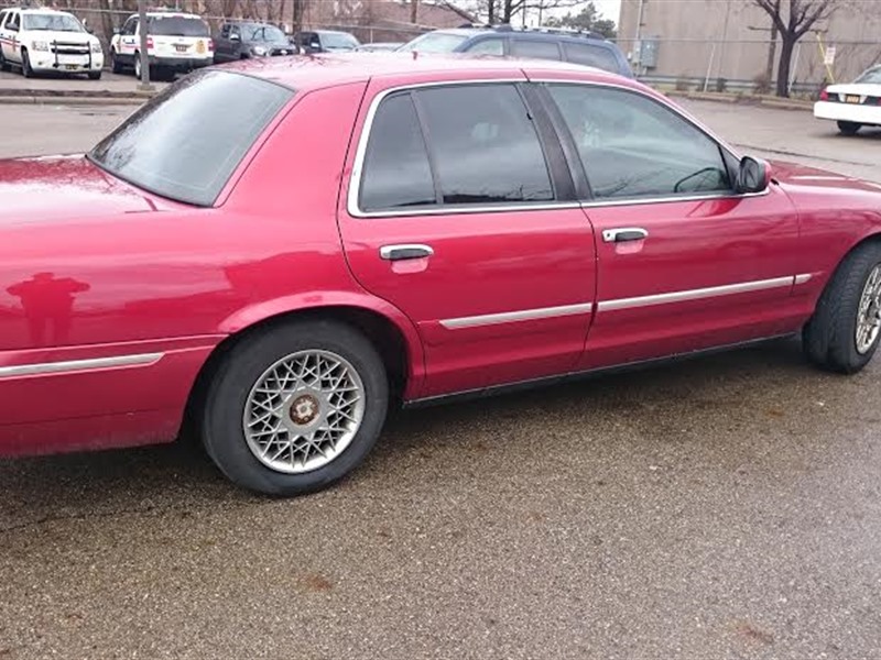 1999 Mercury Grand Marquis for sale by owner in LANCASTER