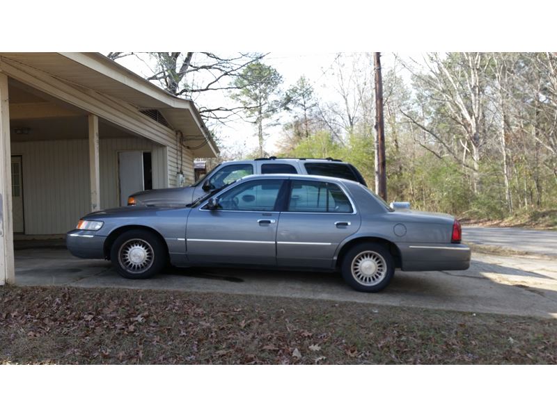 1999 Mercury Grand Marquis for sale by owner in Meridian