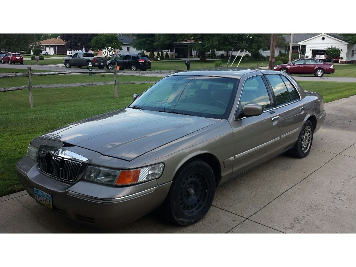 2001 Mercury Grand Marquis for sale by owner in Strongsville