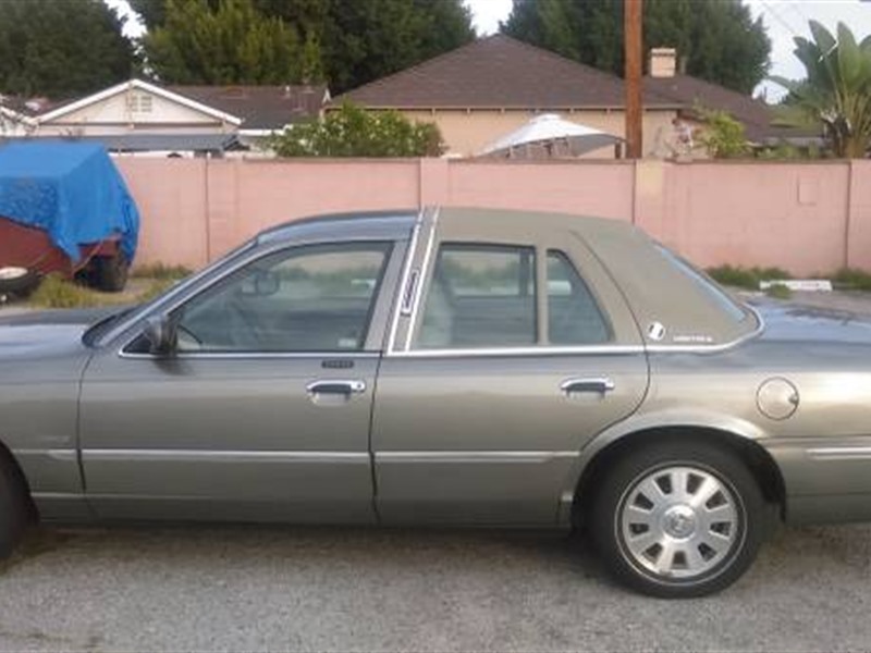 2004 Mercury Grand Marquis for sale by owner in SOUTH GATE