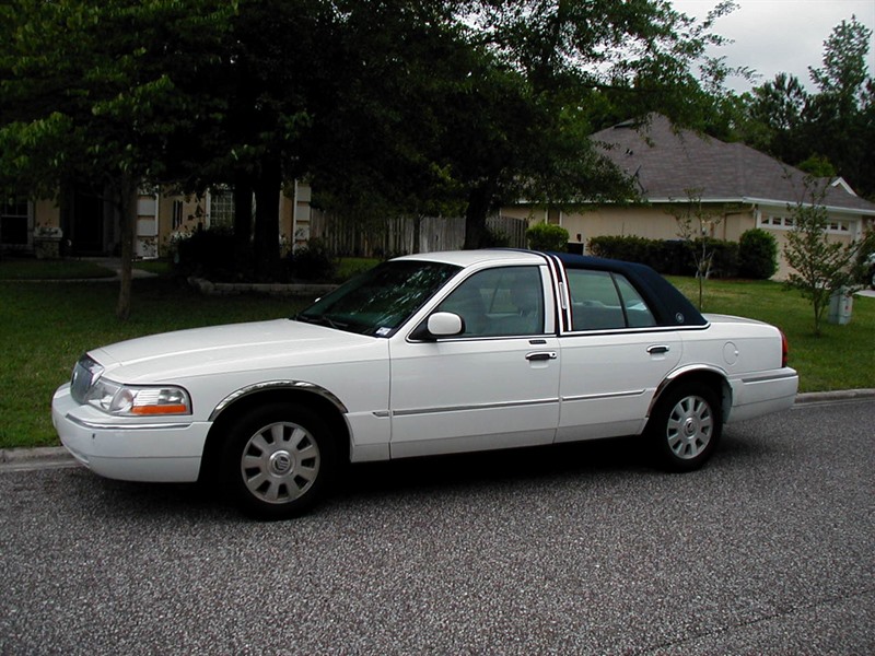 2005 Mercury Grand Marquis for sale by owner in YULEE