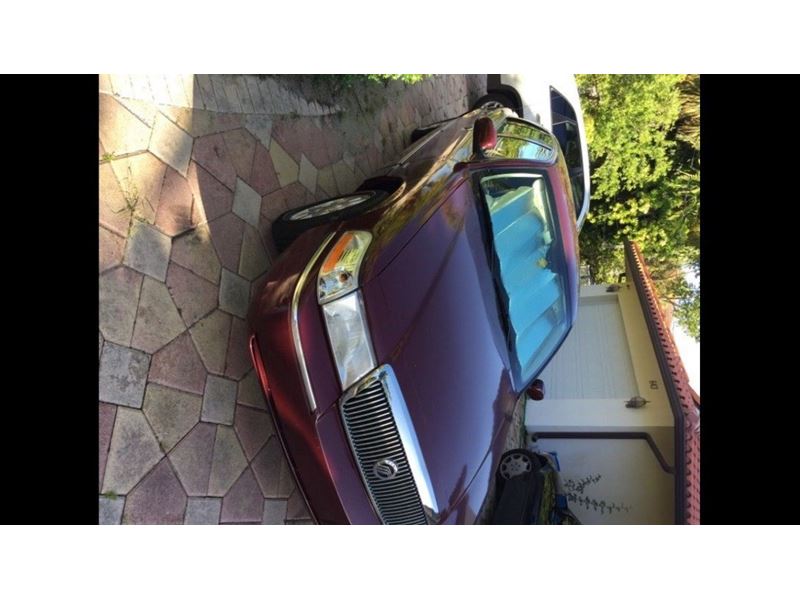 2005 Mercury Grand Marquis for sale by owner in Hollywood