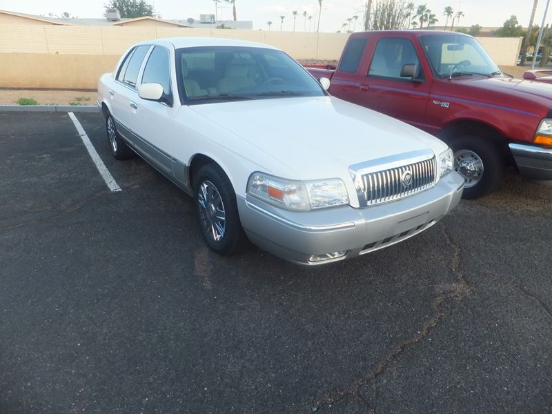 2008 Mercury Grand Marquis for sale by owner in PHOENIX