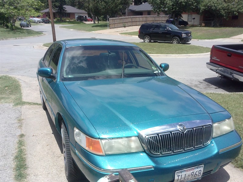 1999 Mercury grand. marquis  for sale by owner in DALLAS