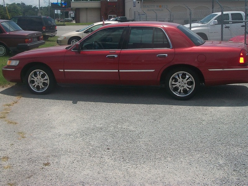 1998 Mercury Marquis  LS for sale by owner in GREENVILLE