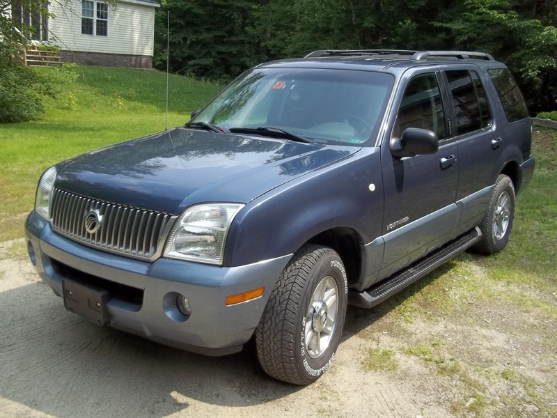 2002 Mercury Mountaineer for sale by owner in WILMOT