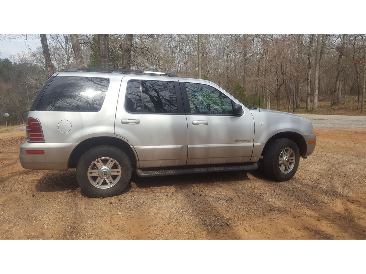 2002 Mercury Mountaineer for sale by owner in Winterville