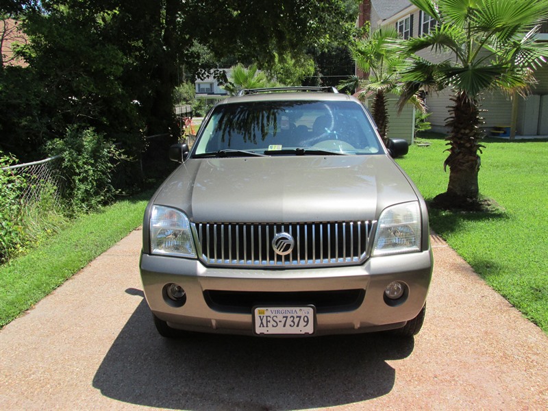 2003 Mercury Mountaineer for sale by owner in YORKTOWN