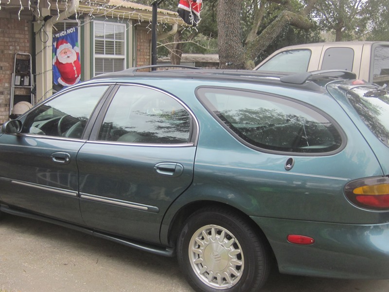 1997 Mercury Sable for sale by owner in FORT WALTON BEACH