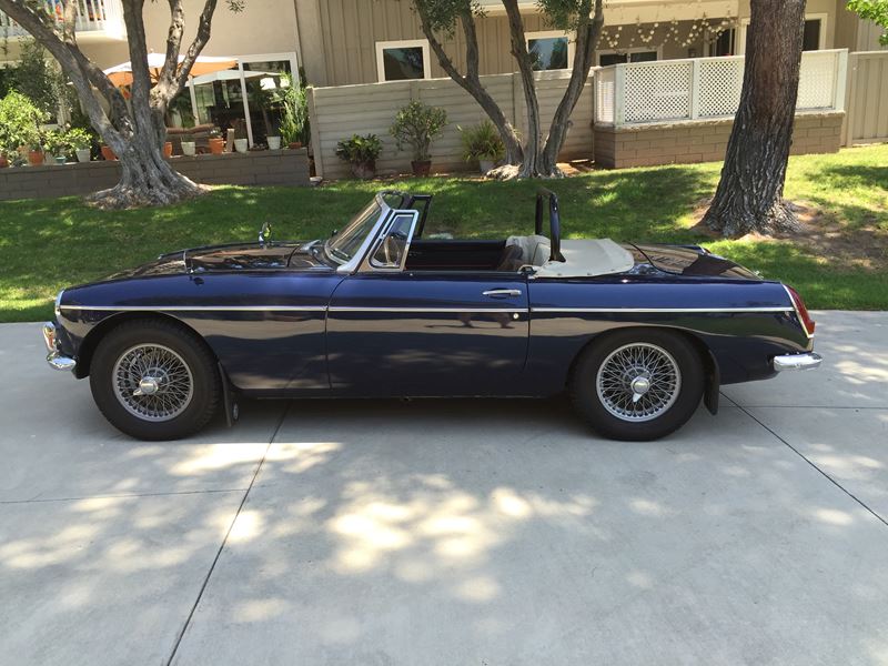 1966 MG MGB for sale by owner in Irvine