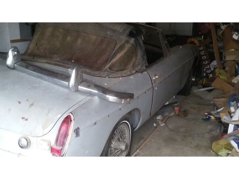 1968 MG MGB for sale by owner in Lewisville