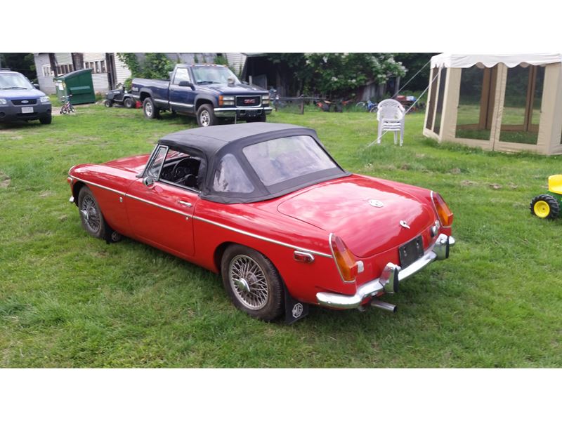 1971 MG MGB Roadster for sale by owner in Westfield