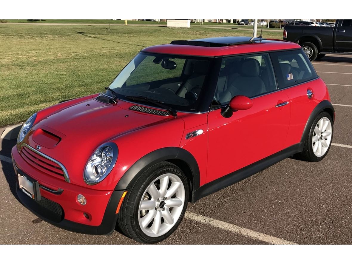 2006 MINI Cooper for sale by owner in Sioux Falls