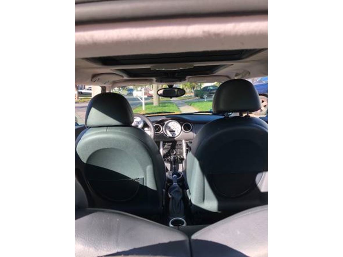 2006 MINI Cooper for sale by owner in Gibsonton