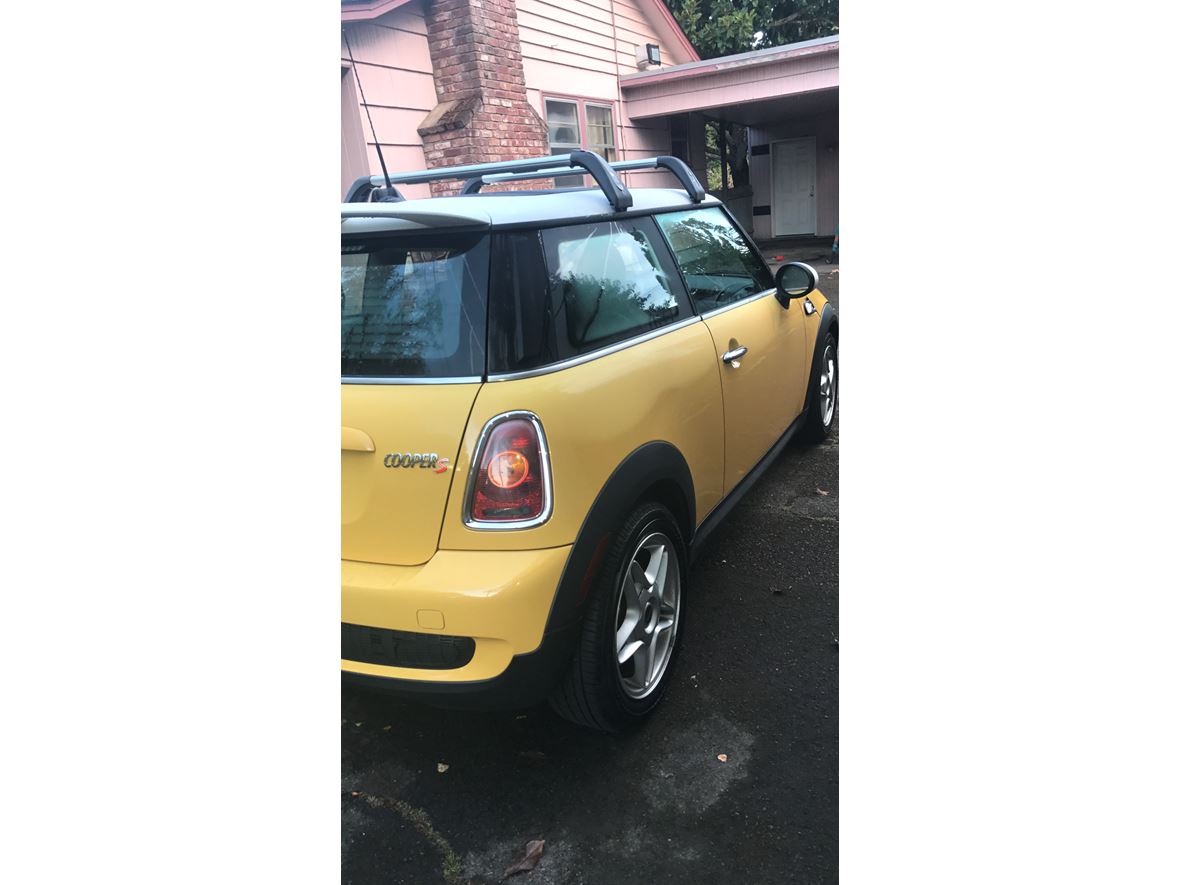 2009 MINI Cooper for sale by owner in Eugene