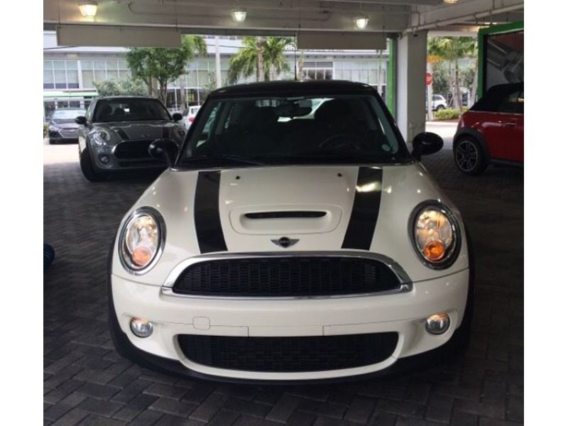 2010 MINI Cooper for sale by owner in Miami