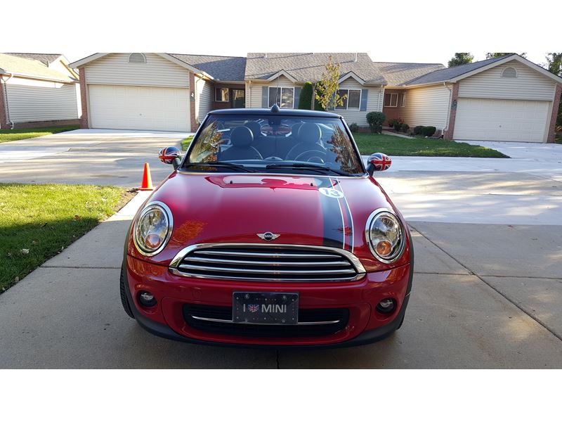 2013 MINI Cooper for sale by owner in Center Line