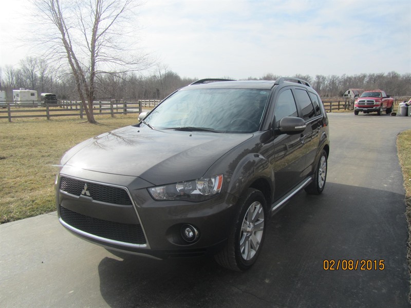 2010 Mitsubishi Outlander for sale by owner in OREGONIA