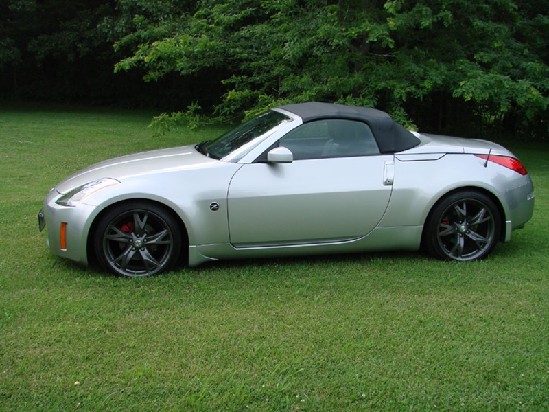 2004 Nissan 350Z for sale by owner in CANTRALL