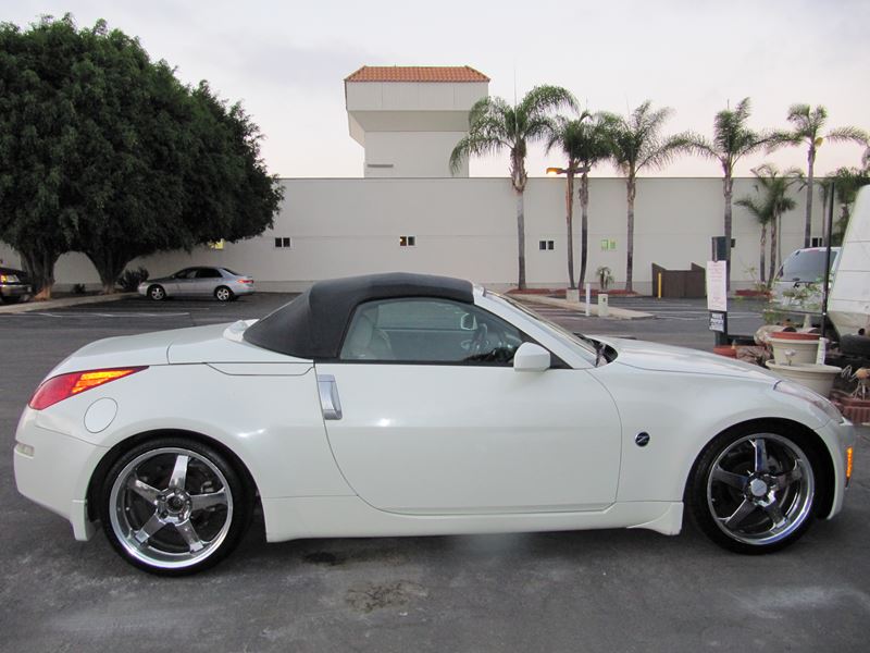 2004 Nissan 350Z for sale by owner in SAN MARCOS