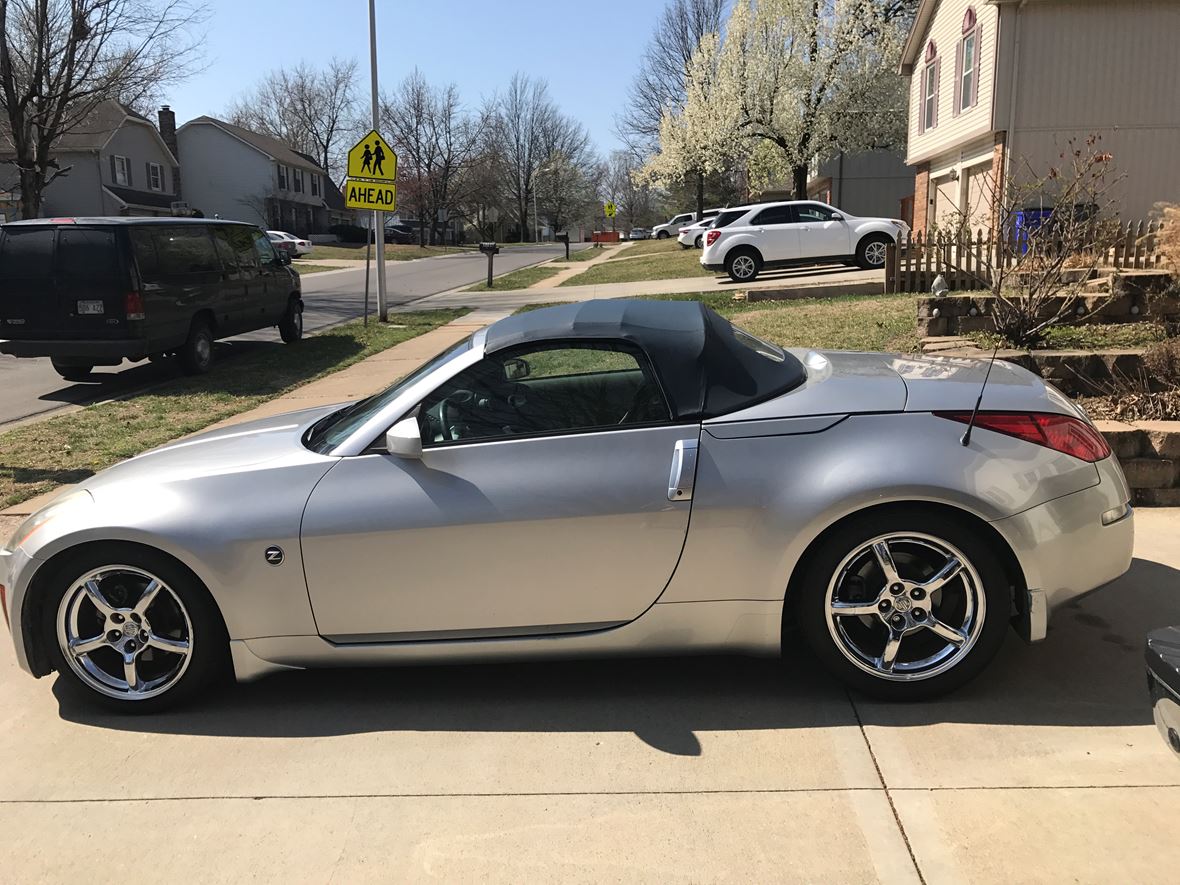 2004 Nissan 350Z for sale by owner in Olathe