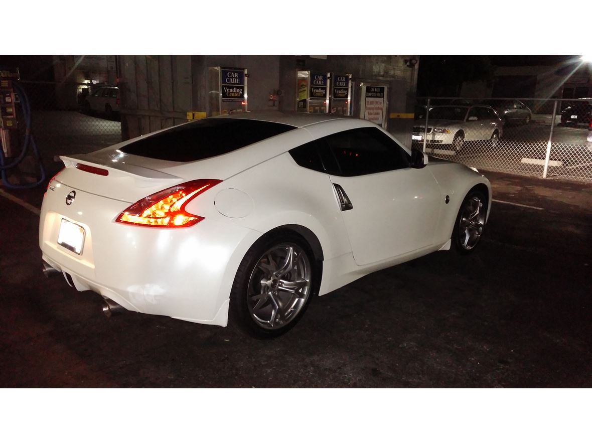 2011 Nissan 370Z for sale by owner in San Jose