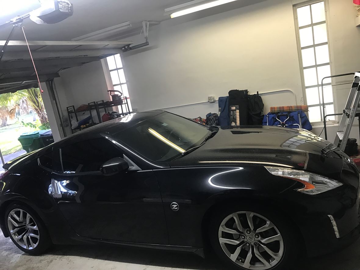 2013 Nissan 370Z for sale by owner in Miami