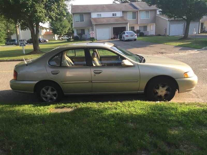 1999 Nissan Altima for sale by owner in CORAM