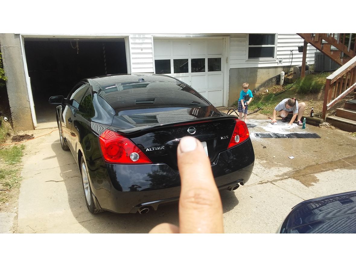 2011 Nissan altima 2.5 s for sale by owner in Florence
