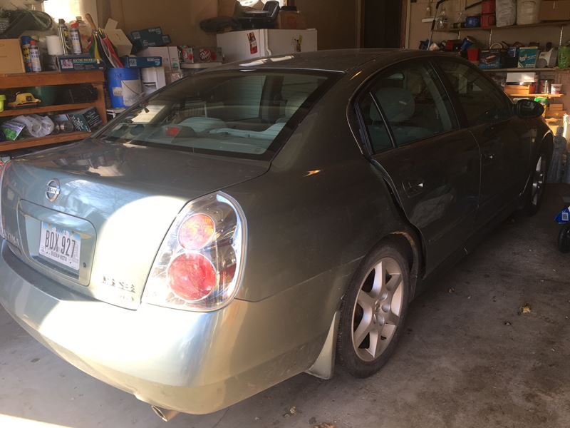 2002 Nissan Altima for sale by owner in Storm Lake