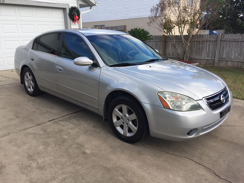 2002 Nissan Altima for sale by owner in Deltona