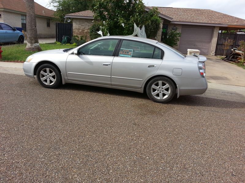 2003 Nissan Altima for sale by owner in LAREDO