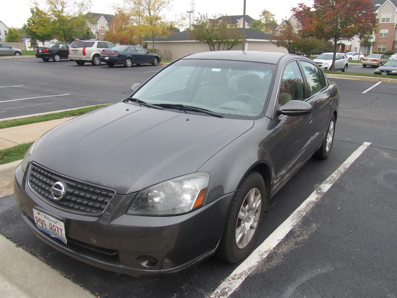 2005 Nissan Altima for sale by owner in ROUND LAKE