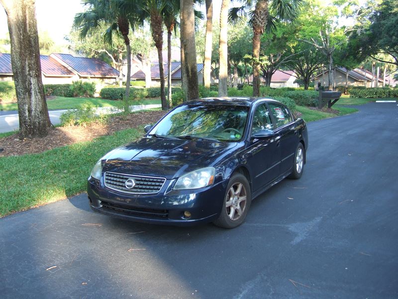 2005 Nissan Altima for sale by owner in Stuart