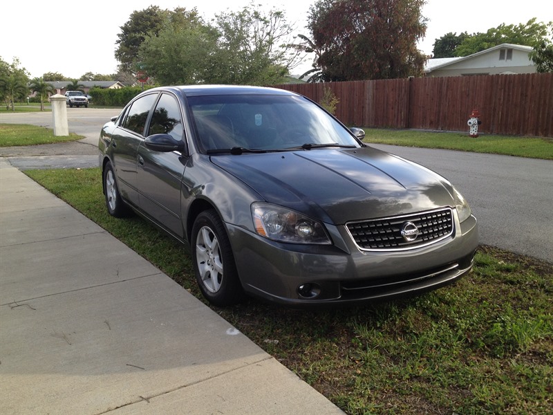 2006 Nissan Altima for sale by owner in MIAMI