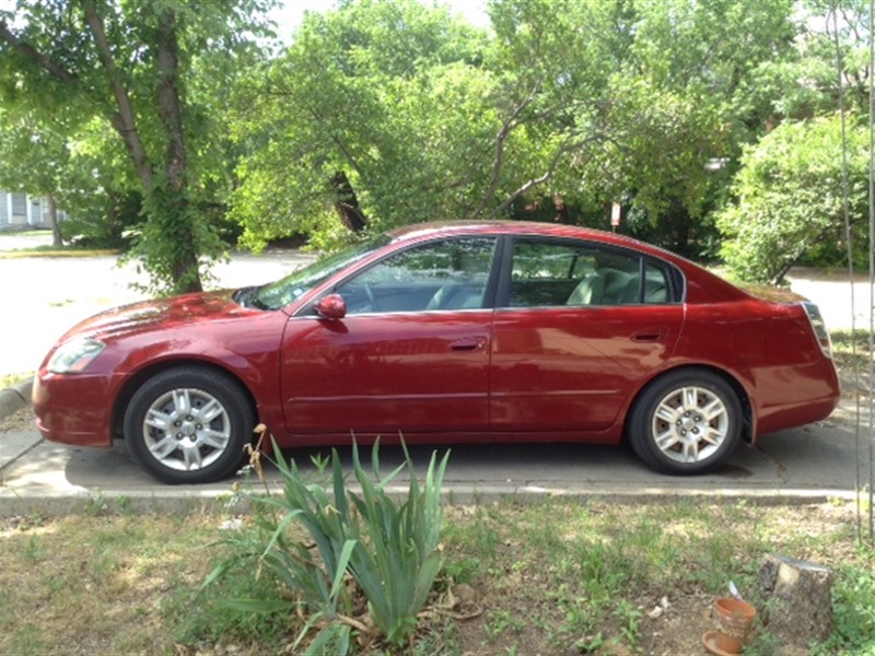 2006 Nissan Altima for sale by owner in DENTON