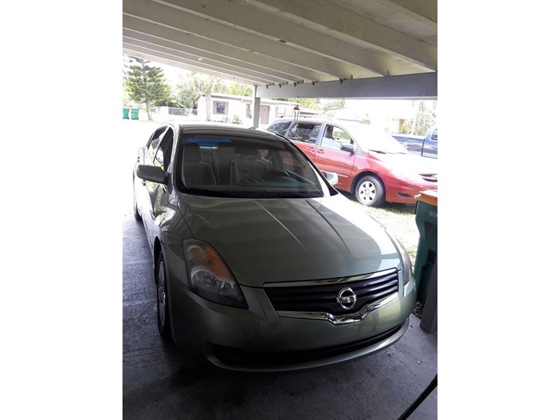 2007 Nissan Altima for sale by owner in Port Charlotte